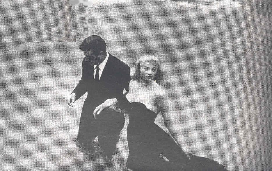 Ossimoro Marcello Mastroianni, Anita Ekberg e la Fontana di Trevi