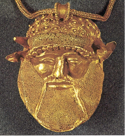 45 Acheloo, pendente d'oro, gioiello etrusco, 500 a.C., Musei Vaticani, Roma